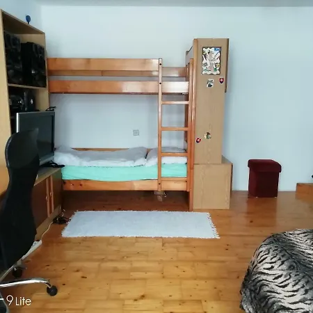 Ubytování v soukromí Medzilaborce-izba/pokoj